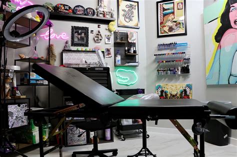 Lilac Tattoo Studio.